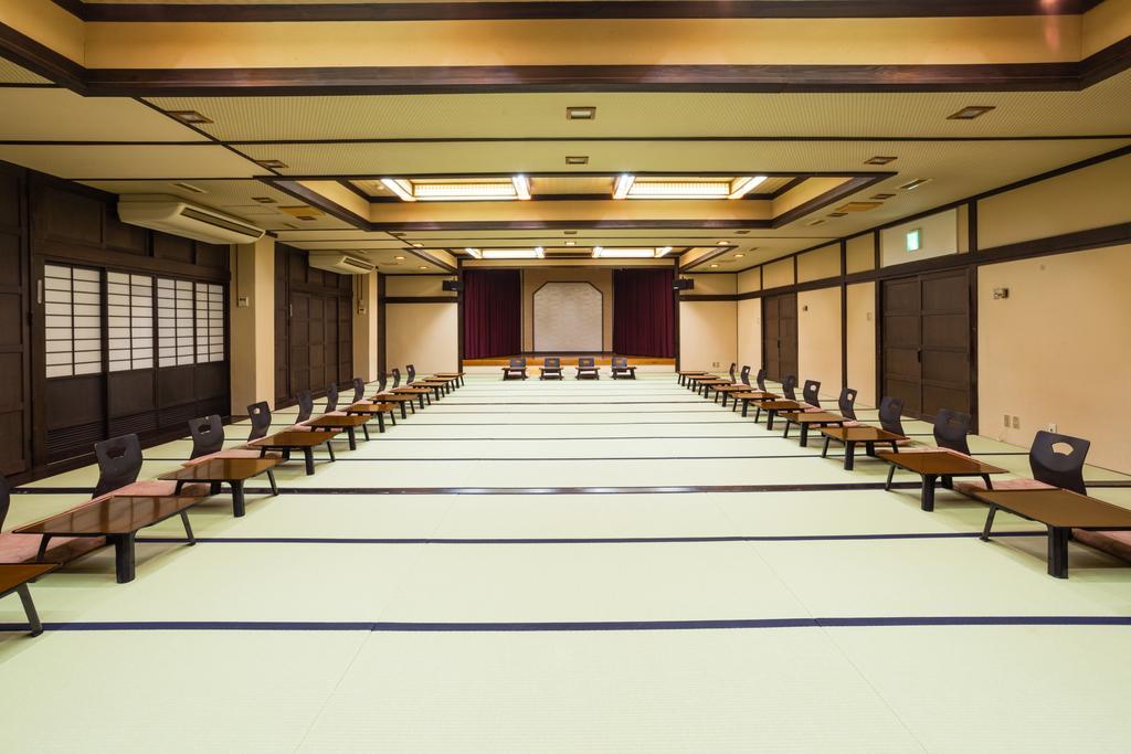 Hotel Mikunitoge Onsen Oyado Honjin à Yuzawa  Extérieur photo