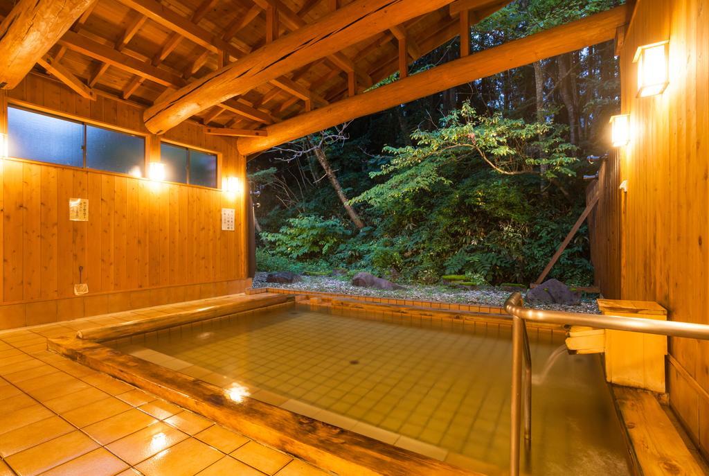 Hotel Mikunitoge Onsen Oyado Honjin à Yuzawa  Extérieur photo