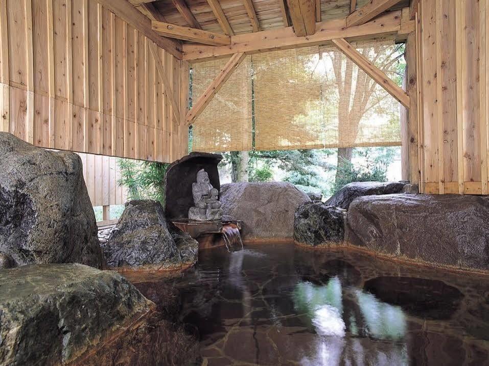 Hotel Mikunitoge Onsen Oyado Honjin à Yuzawa  Extérieur photo